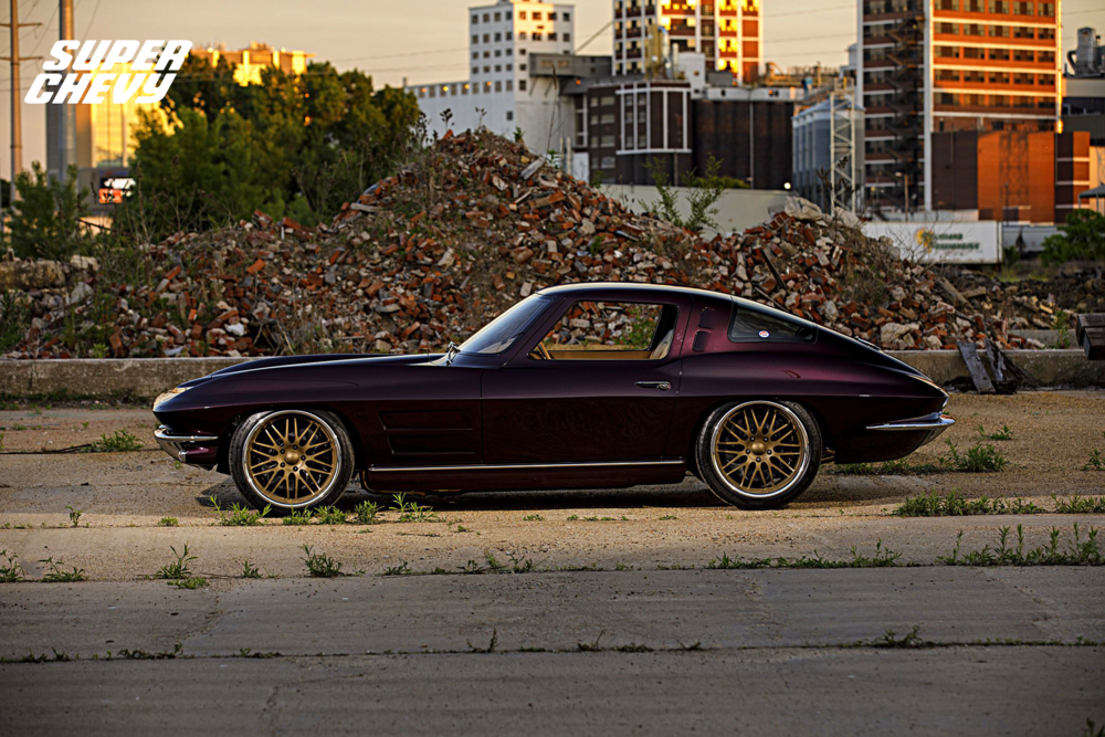 Super Chevy Corvette